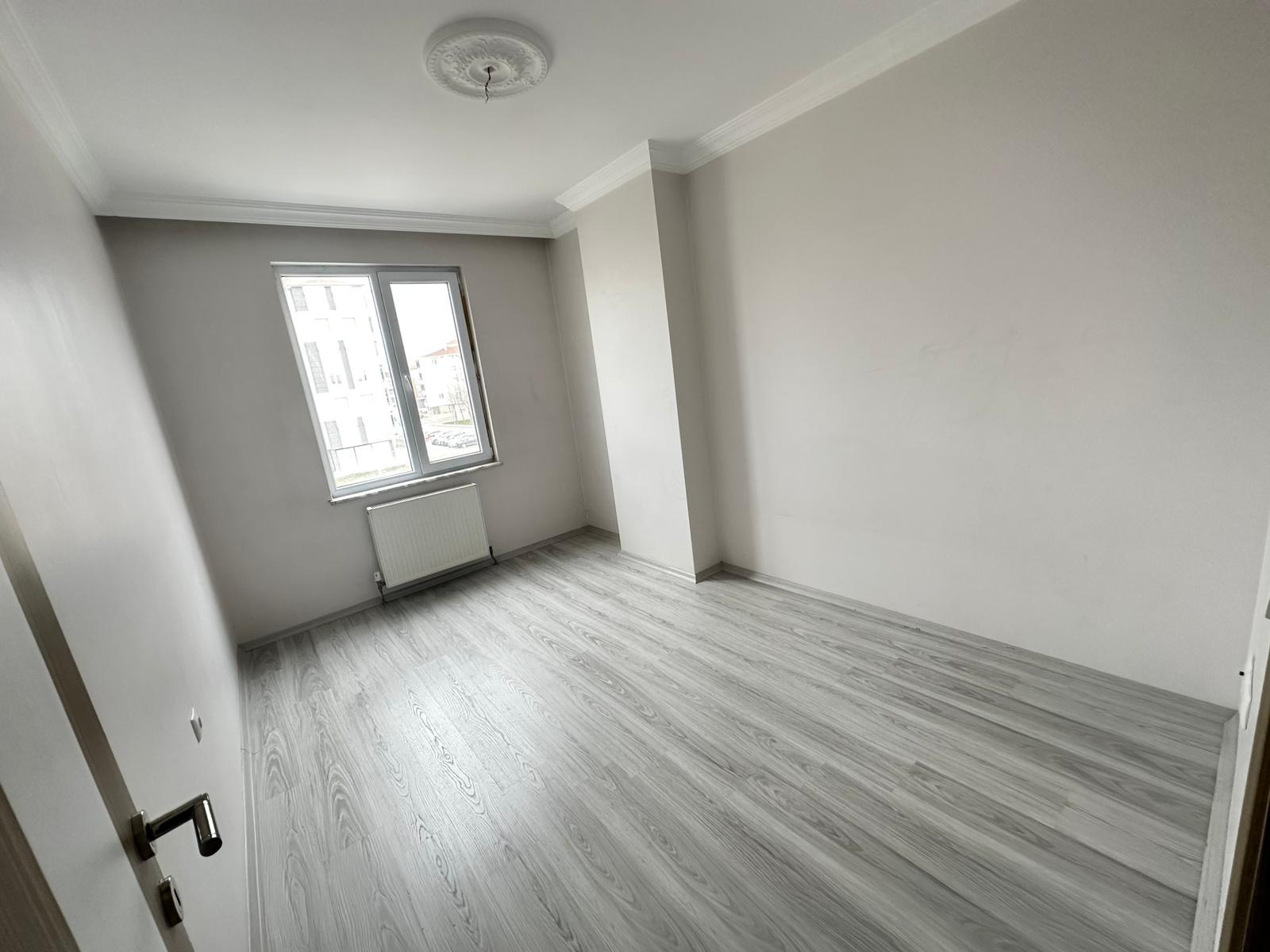 OSMANCIK CADDESİNDE FULL YAPILI KİRALIK DAİRE 18
