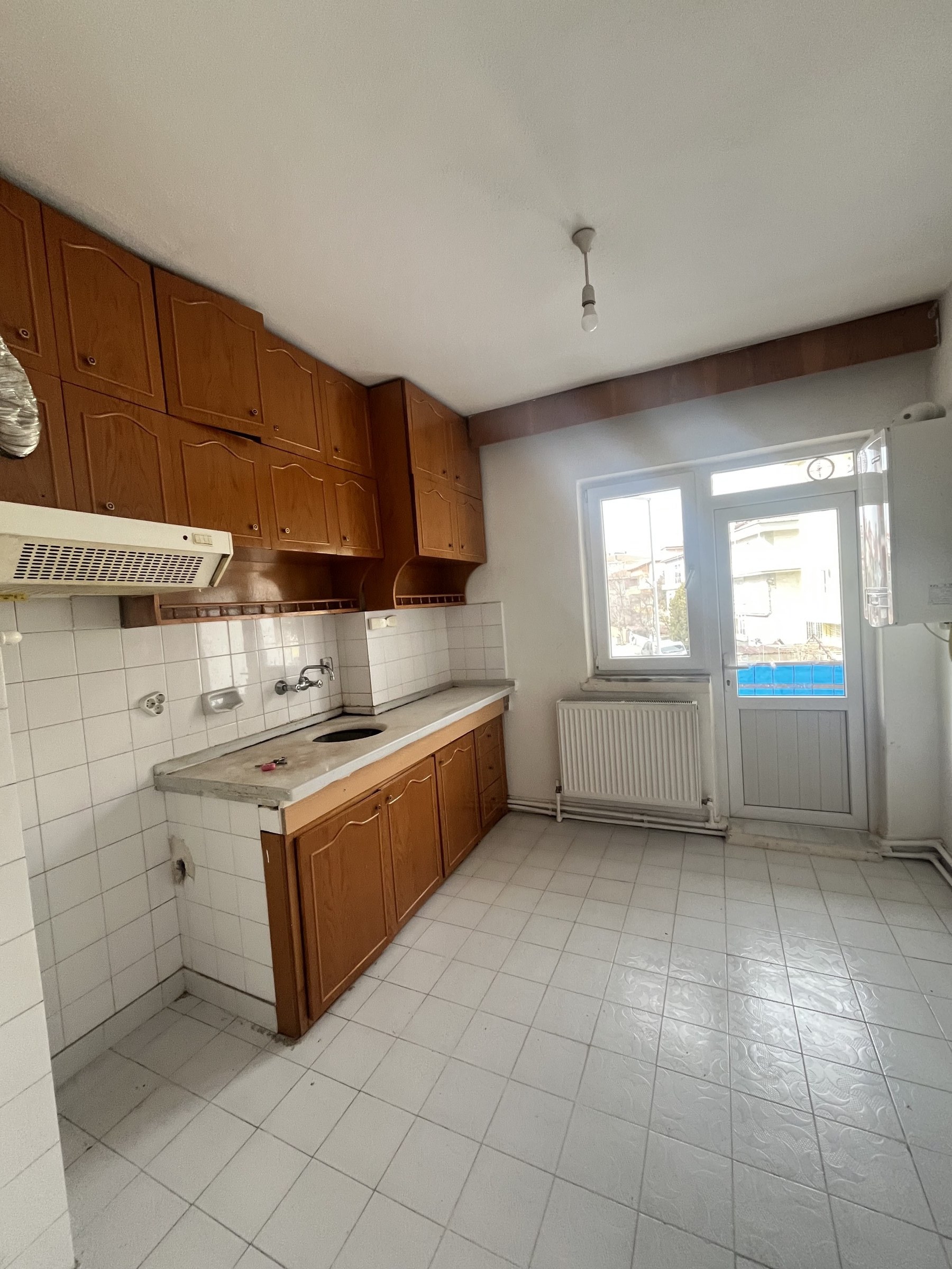 ADLİYE CİVARI KİRALIK DAİRE 3