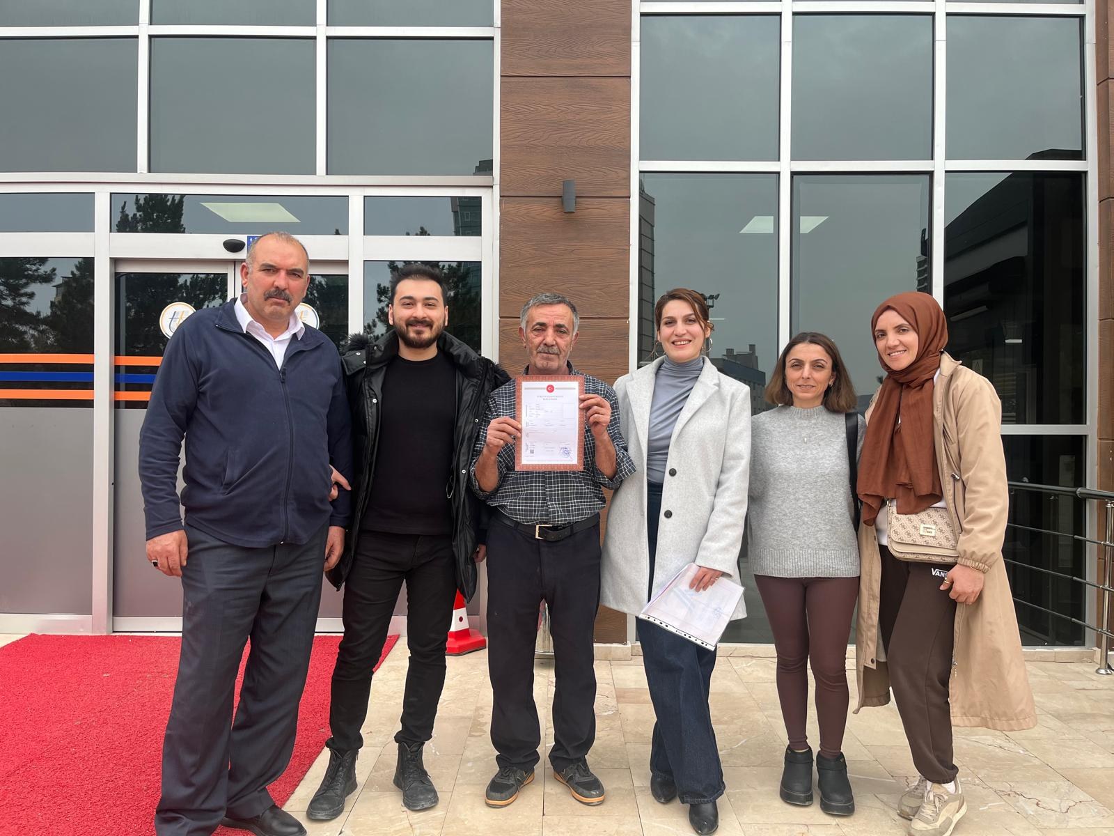 ERÇETİN AİLESİNE YENİ DAİRESİ HAYIRLI OLSUN