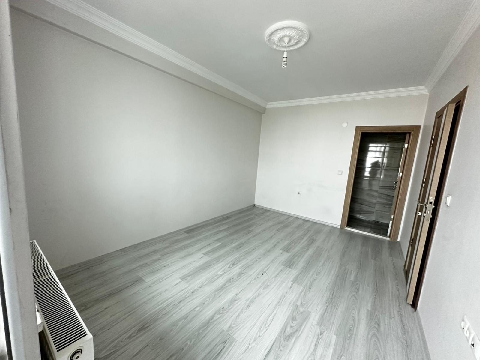 OSMANCIK CADDESİNDE FULL YAPILI KİRALIK DAİRE 11