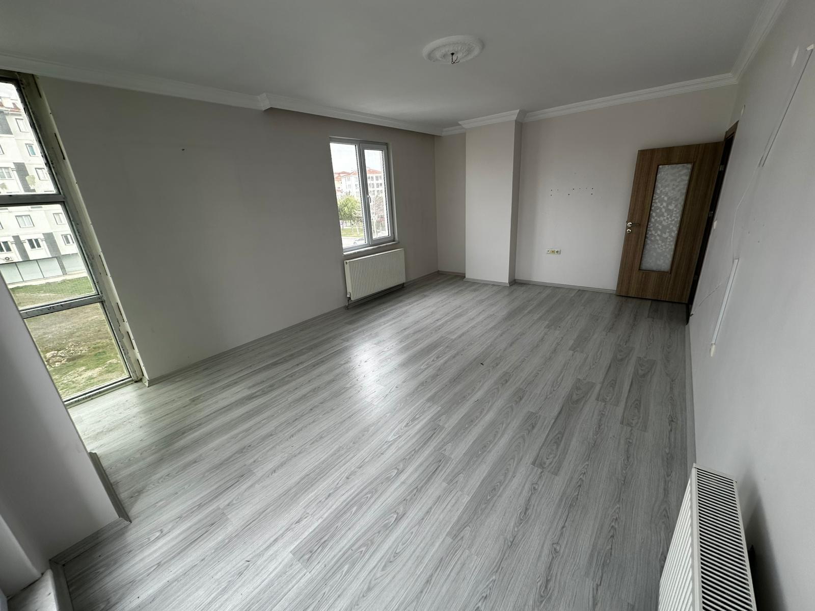 OSMANCIK CADDESİNDE FULL YAPILI KİRALIK DAİRE 4