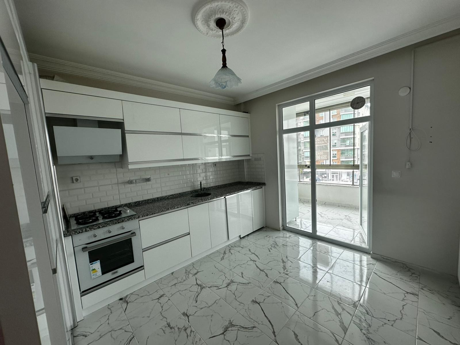 OSMANCIK CADDESİNDE FULL YAPILI KİRALIK DAİRE 6