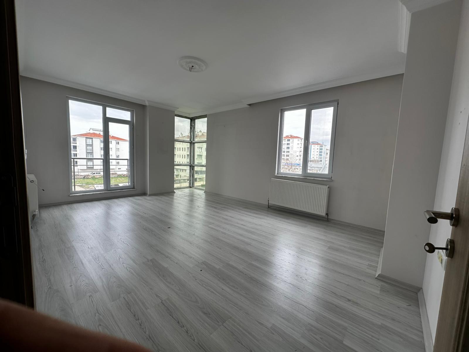 OSMANCIK CADDESİNDE FULL YAPILI KİRALIK DAİRE 2